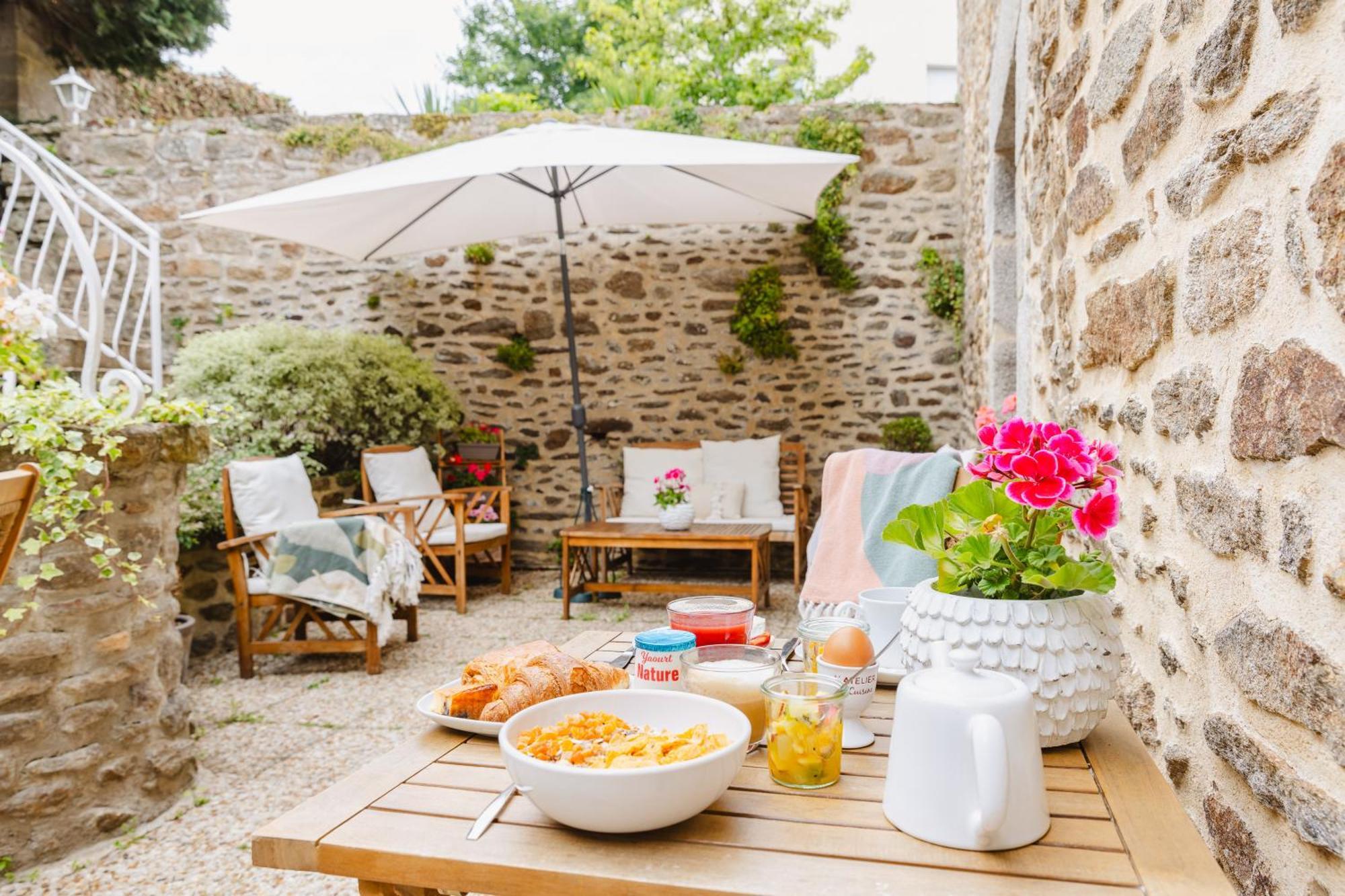 Demeures & Chateaux - Hotel De La Porte Saint-Malo Ντινάν Εξωτερικό φωτογραφία
